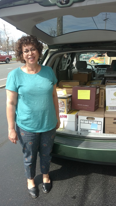 Delaware based literacy organization Success Won't Wait donates over 1,000 books to the Friends of the Wilmington Library.