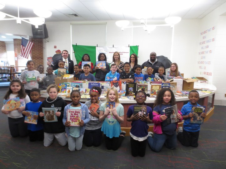 Delaware literacy organization Success Won’t Wait celebrates Drop Everything and READ Month with Colonial School District Book Giveaway