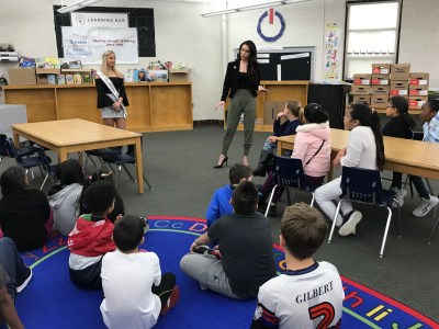 Success Won’t Wait donates 400+ books to Pleasantville Elementary School in New Castle, Delaware