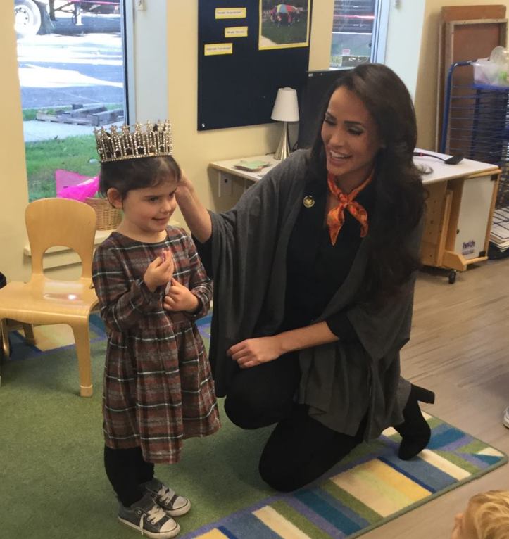 Success Won't Wait's Vincenza Carrieri-Russo participates in Read for the Record 2018